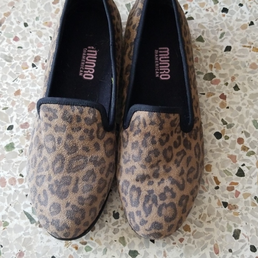 Munro American Jerrie Loafer